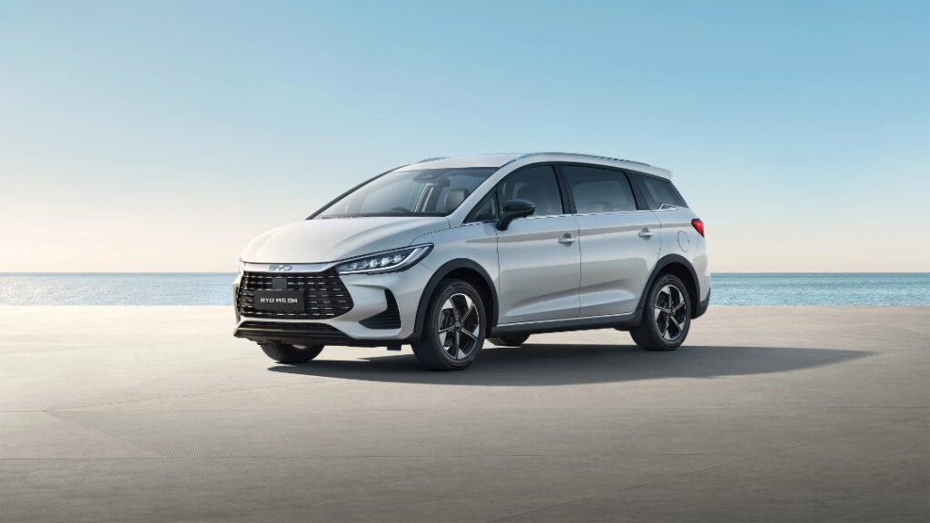 BYD M6 DM Mulai Dikirim ke Dealer Indonesia BYD M6 DM Mulai Dikirim ke Dealer Indonesia