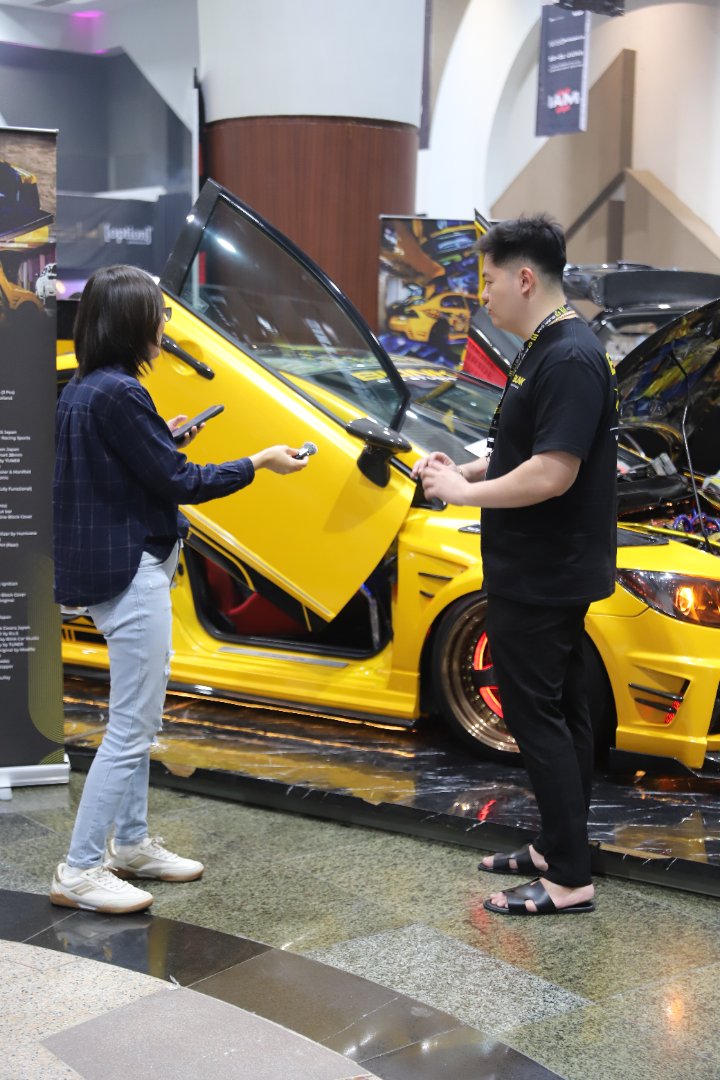 International Auto Modified Surabaya 2026 Ramaikan Tunjungan Plaza, Honda Civic FD dan Toyota FT86 Raih Gelar KingKategori: Event CoverageSlug: iam-surabaya-2026-honda-civic-fd-toyota-ft86-raih-gelar-kingExcerpt: IAM Surabaya 2026 sukses digelar di Tunjungan Plaza dengan Honda Civic FD meraih The King Wild dan Toyota FT86 Series meraih The King Mild.Meta Description: IAM Surabaya 2026 sukses digelar di Tunjungan Plaza, menghadirkan Honda Civic FD dan Toyota FT86 sebagai peraih gelar King.Focus Keyphrase: IAM Surabaya 2026Supporting Keywords: International Auto Modified Surabaya, The King Wild Honda Civic FD, The King Mild Toyota FT86, Tunjungan Plaza Surabaya, modifikasi Surabaya 2026Status: draftLabel Media: Editorial Coverage