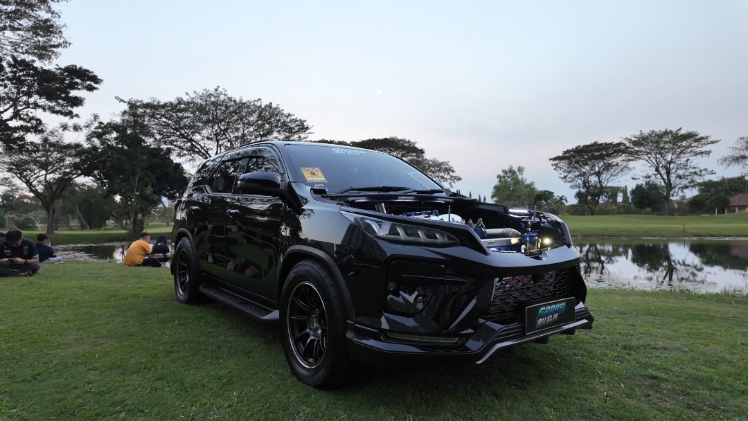 Toyota Fortuner GR 2.8 Kasanopa: Diesel Modif yang Tidak Lupa Fungsi Harian