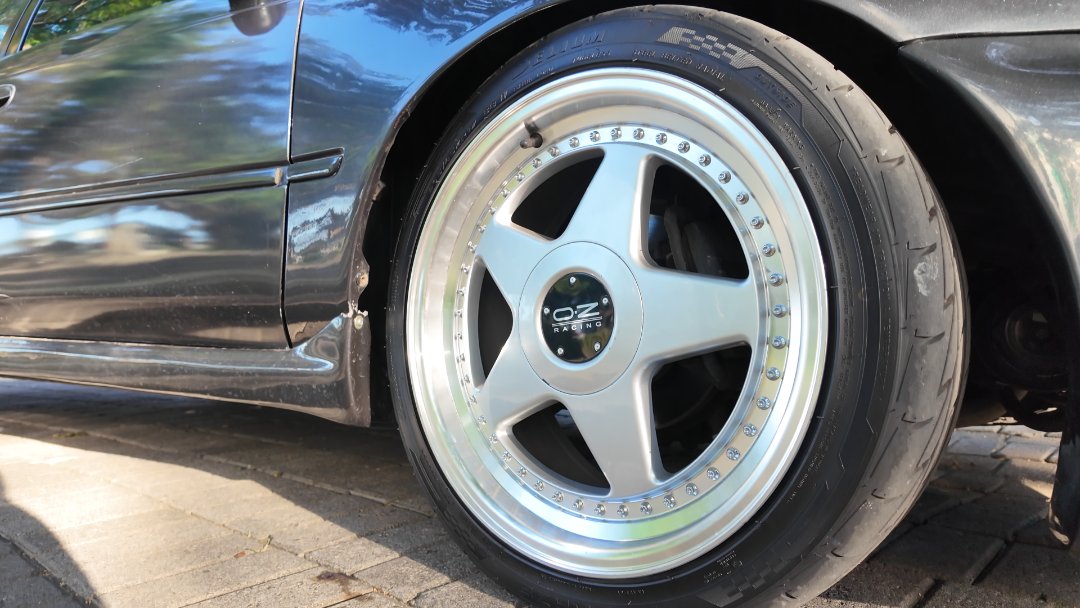 Bangun Toyota Great Corolla yang Proper: Fitment, Stance, dan Youngtimer Culture