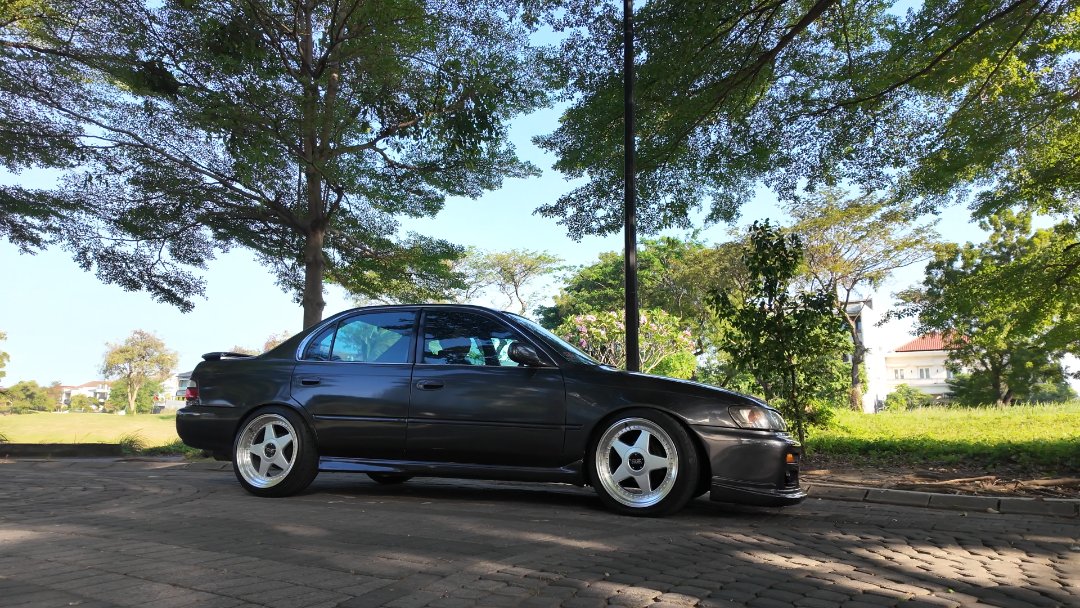 Bangun Toyota Great Corolla yang Proper: Fitment, Stance, dan Youngtimer Culture