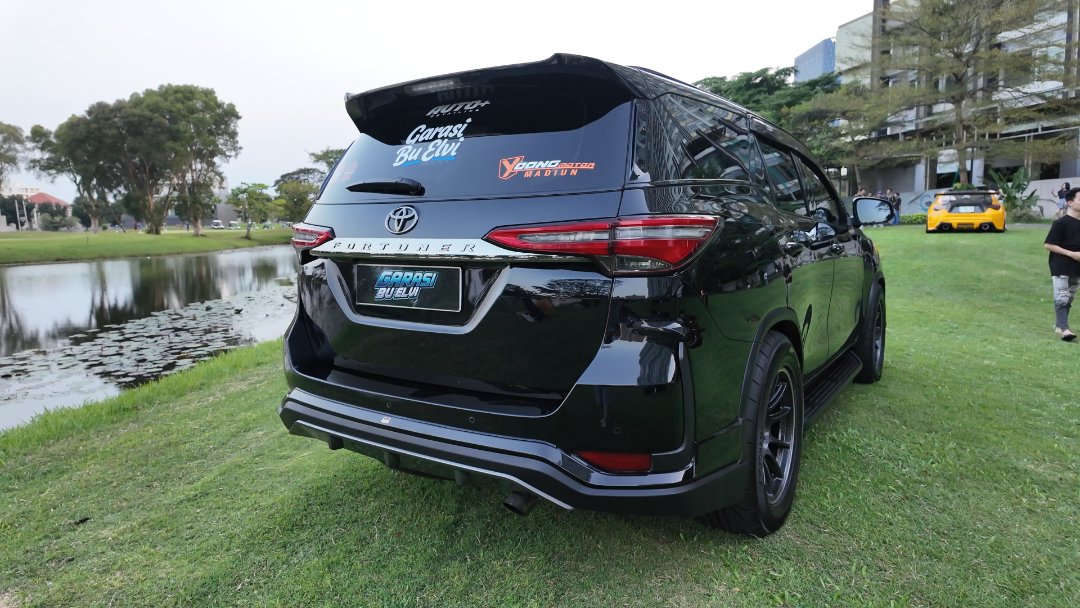 Toyota Fortuner GR 2.8 Kasanopa: Diesel Modif yang Tidak Lupa Fungsi Harian